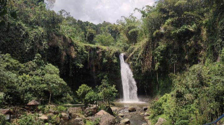 Air Terjun Jaran Goyang di Desa Guyangan, Kabupaten Probolinggo.